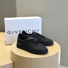 Givenchy Sneakers